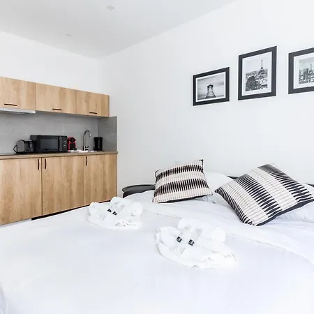 Labrouste Cosy Апартаменты *